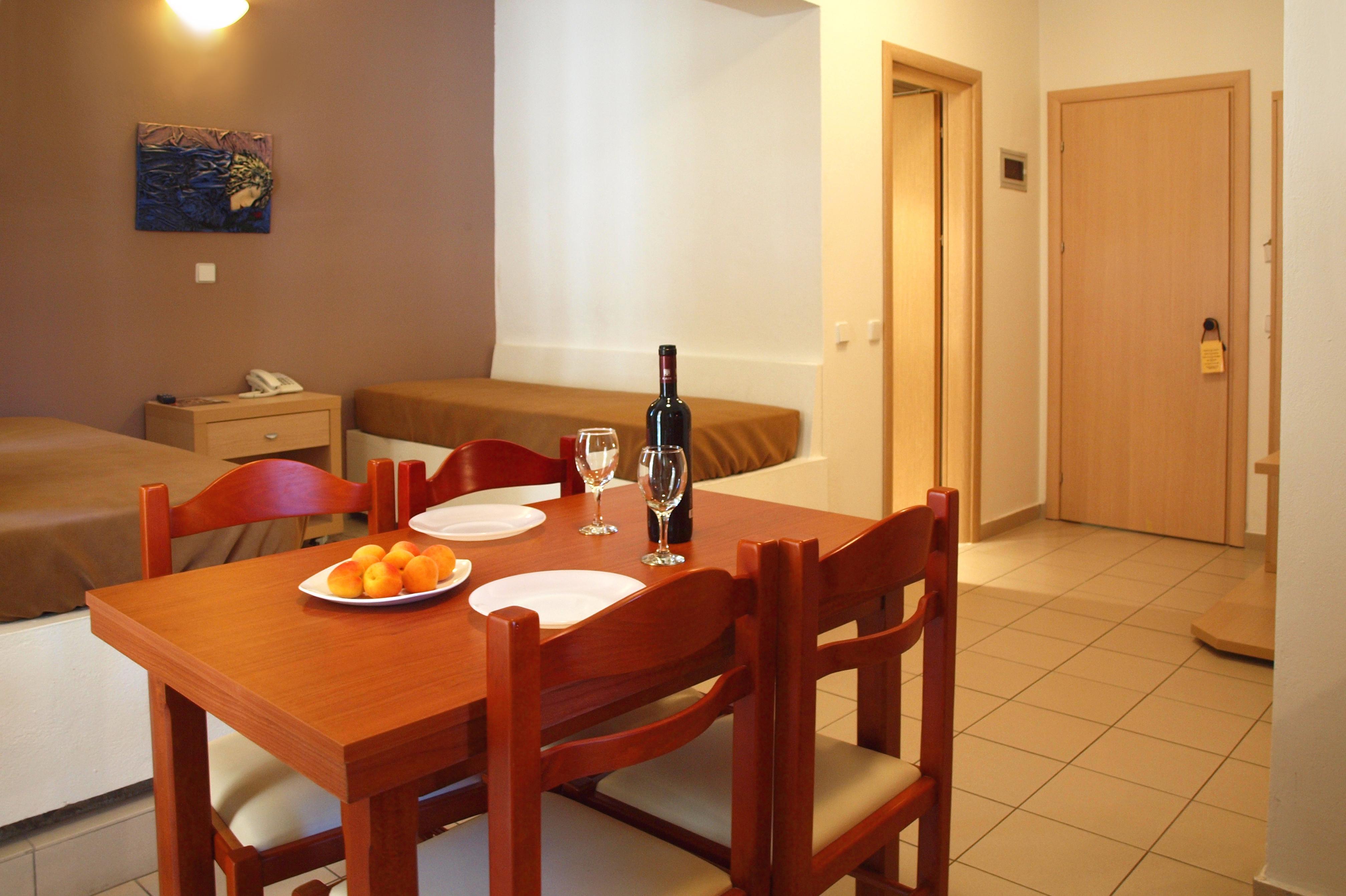 Caravel Hotel Apartments Ixia  Esterno foto