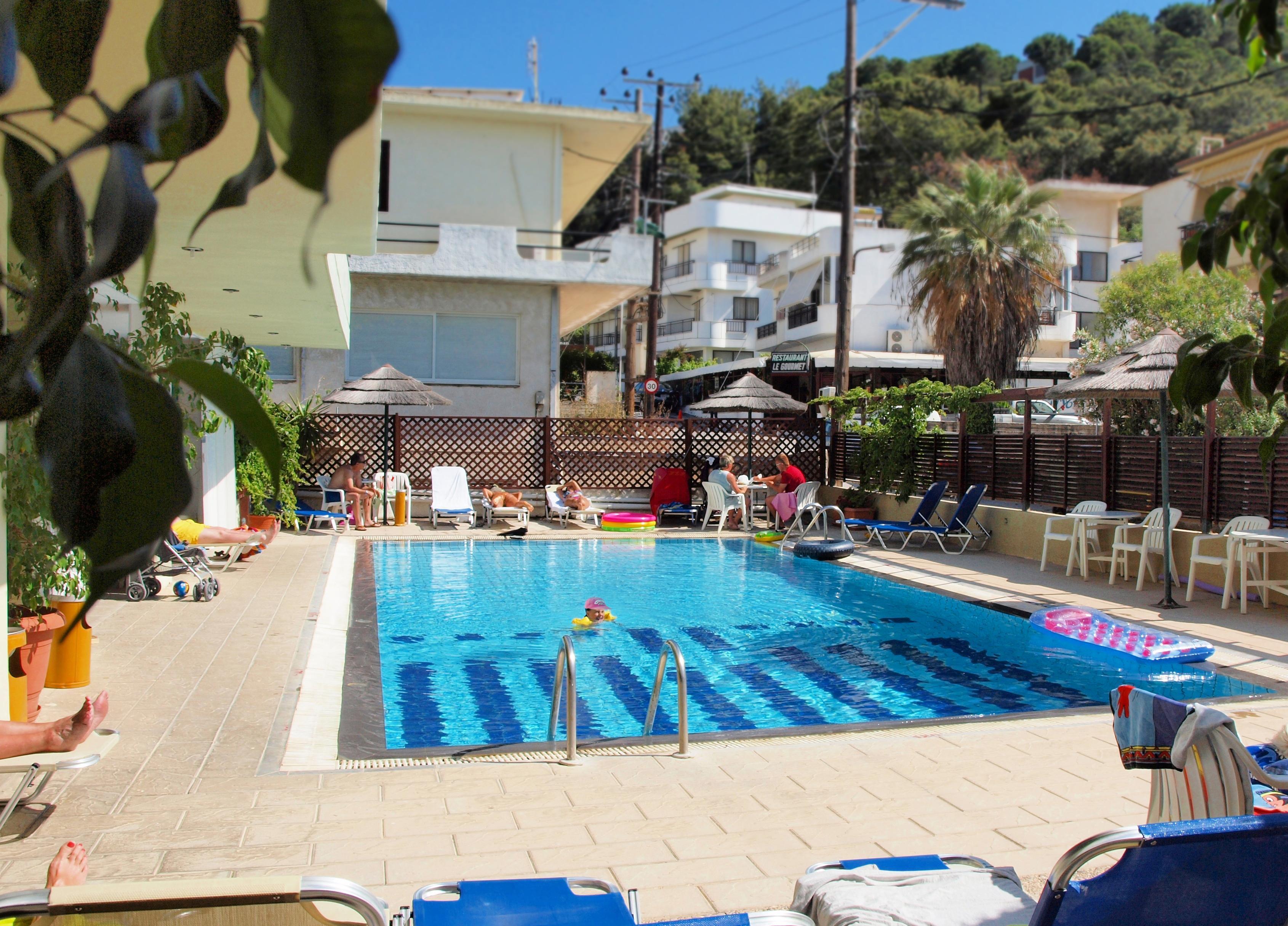 Caravel Hotel Apartments Ixia  Esterno foto