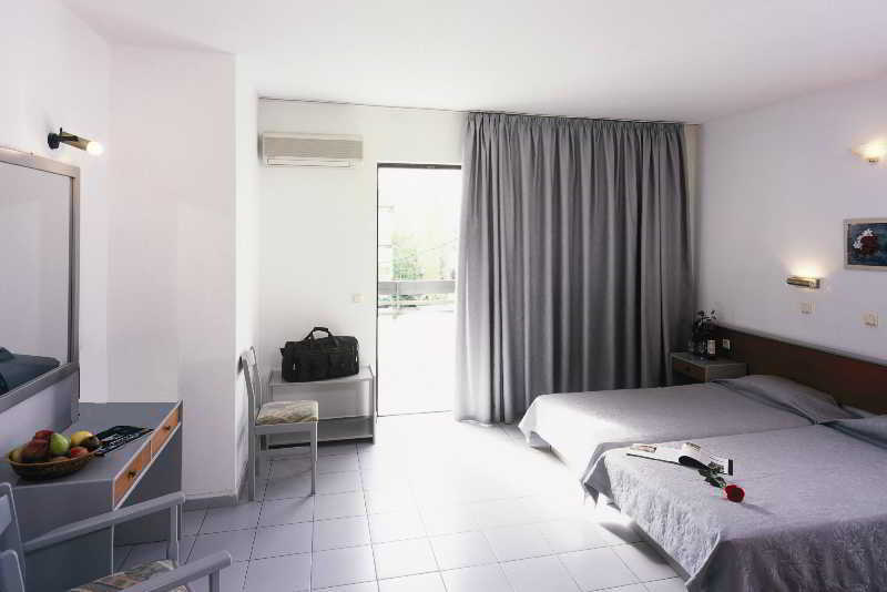 Caravel Hotel Apartments Ixia  Esterno foto