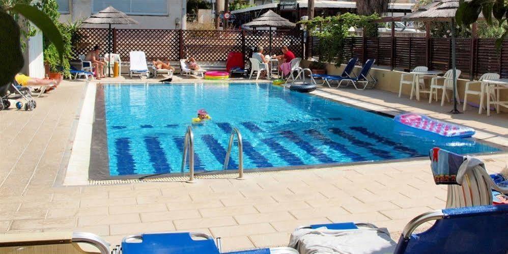 Caravel Hotel Apartments Ixia  Esterno foto